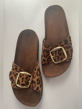 White Mountain Leopard Print Slide Sandals with Gold Buckle